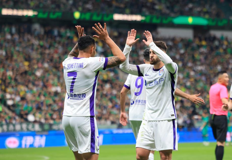 [图]基莱斯梅开二度 天津津门虎击败北京国安